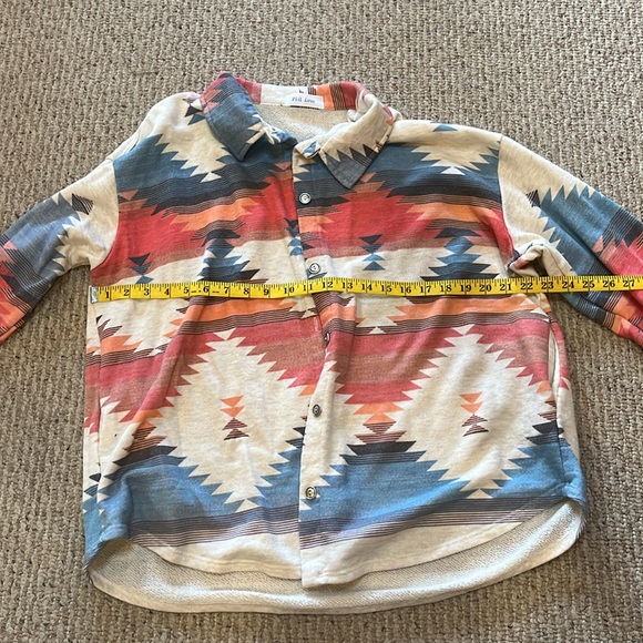 Small Aztec Button-Up Shacket - Picture 5 of 6